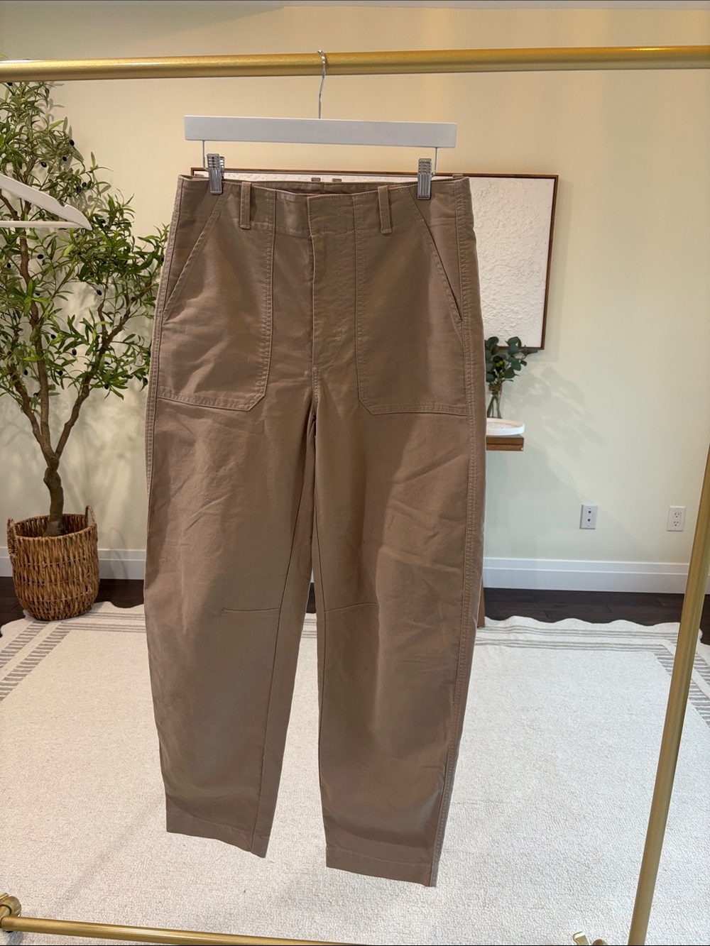 Banana Republic Straight-Leg Chinos in Taupe Brown